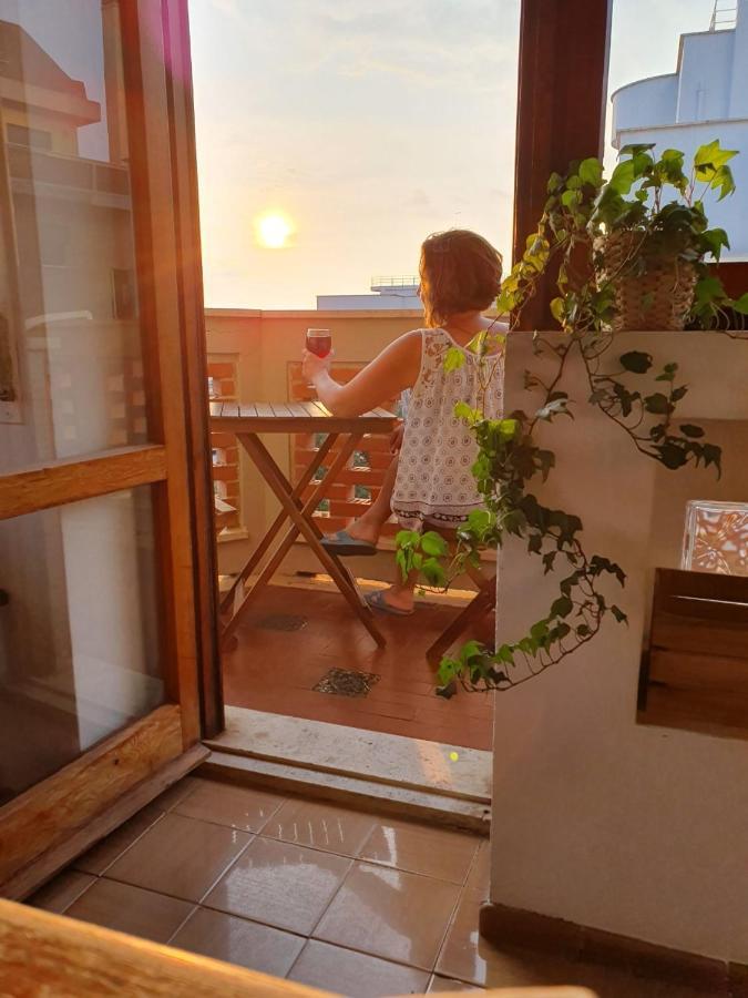 Ostia Loft Fronte Mare Lägenhet Exteriör bild